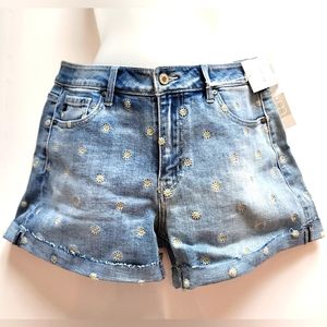 KanCan High Rise Shorts From Maurices, Size 29 x 3.5, Daisy Design